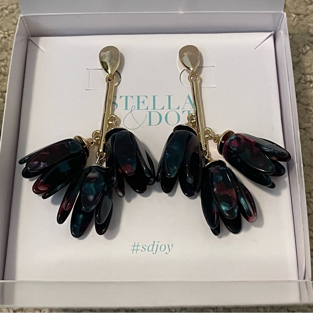 Stella & Dot Annabelle Statement Earrings